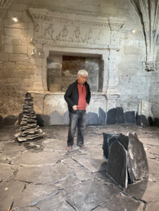 The Lee Ufan experience in Arles: “Death transformed by nature lives on discreetly”