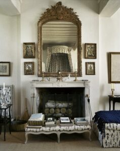 Bunny-Mellon-Bedroom-1-©-Christies-Images-Limited-2022-François-Halard-237x298