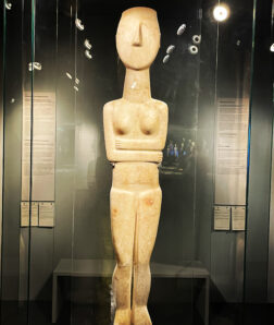 Cycladic-Art-252x298