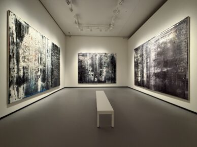 Fondation Louis Vuitton: The Genius of Gerhard Richter on a Grand Scale